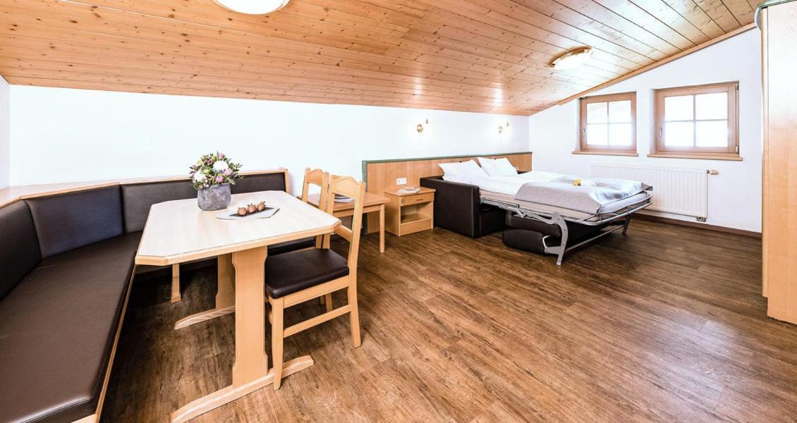 Feriengut Hasenau Aparthotel Saalbach-Hinterglemm Exteriör bild